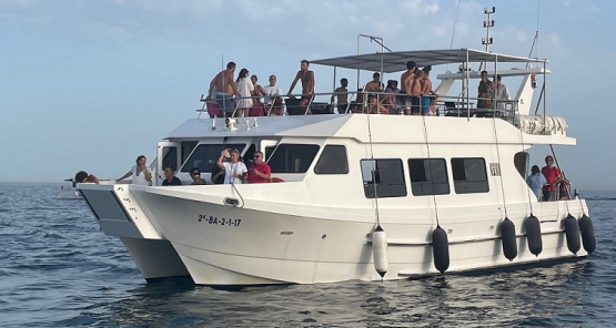 Best Boat For Groups